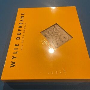 WD50 Coffee Table Book